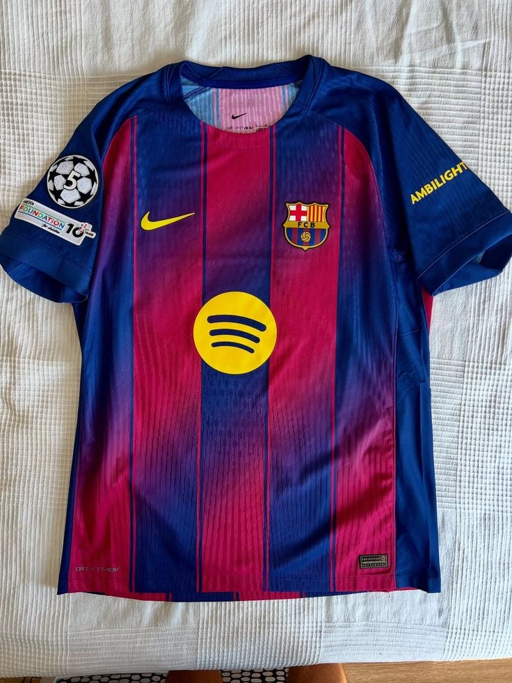 Jersey Barcelona 2025/26 versión jugador edición Champions League